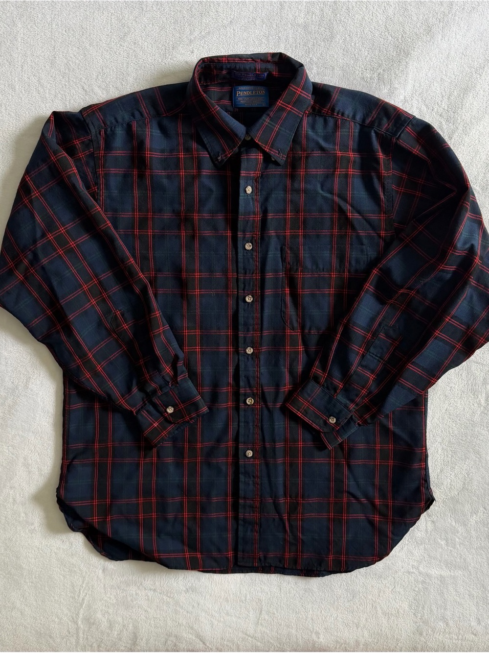 Pendleton Sir Pendleton Men's L Blue/Red Plaid
Wool Long Sleeve Button-Down